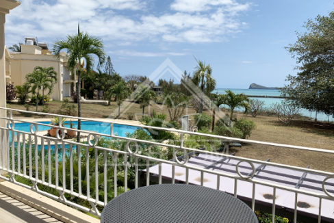 Belle villa 4 chambres à louer pied dans l'eau dans une résidence fessant face au Coin de Mire