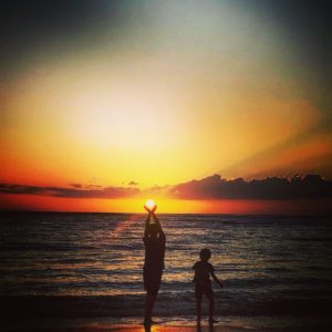 Coucher de soleil sur la plage de Flic en Flac