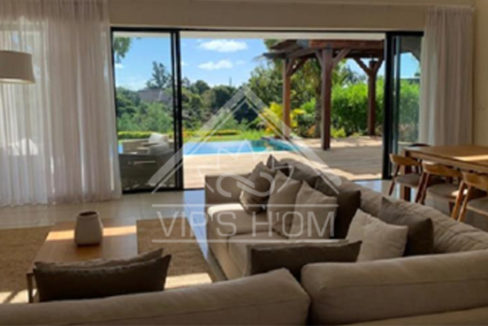 Villa IRS 5 chambres offrant une magnifique vue sur le lagon