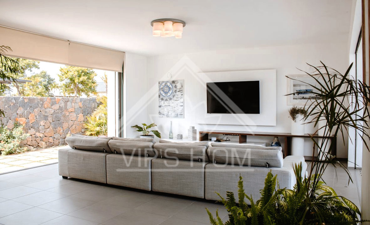 villa-beau-plan-salon-lumineux